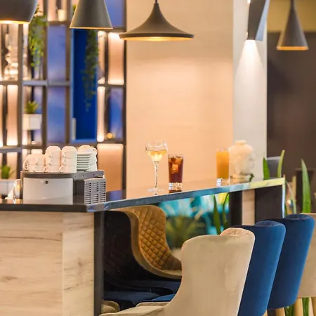 Hotel Impulso Fashion 4*